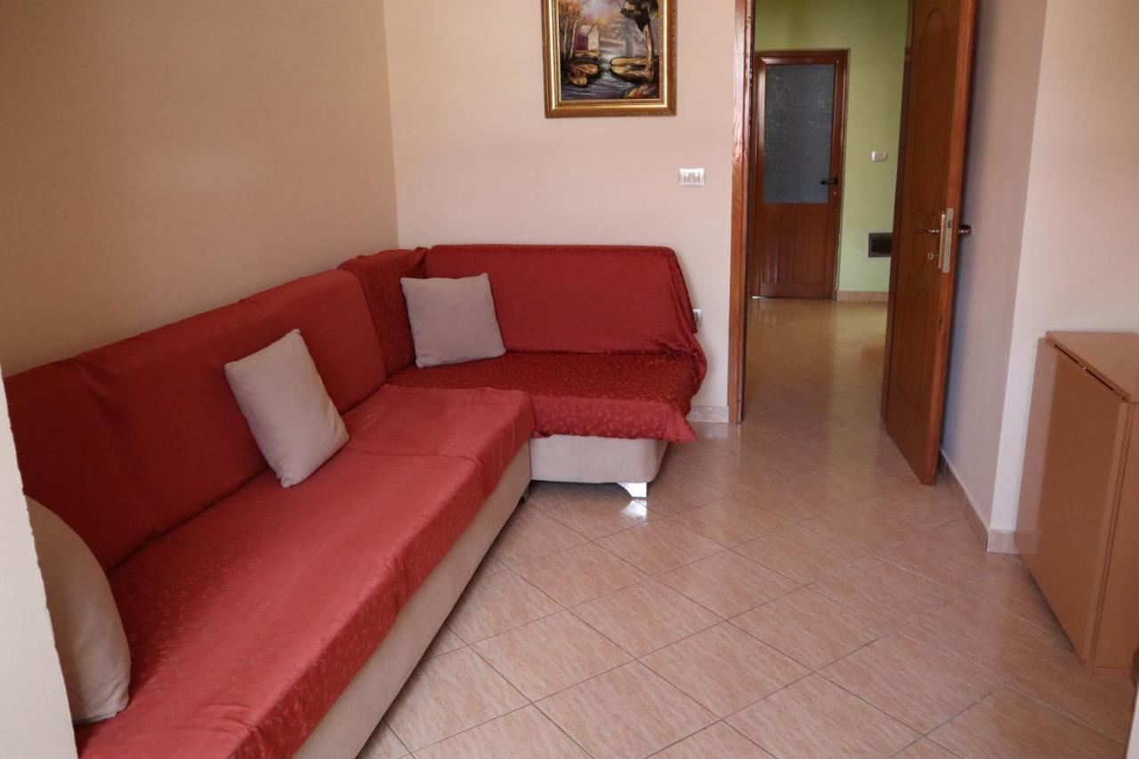 Rei'S Apartment Пермети Экстерьер фото